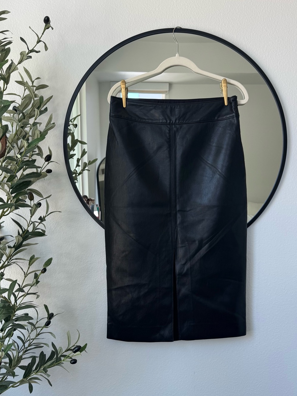 Babaton Black Pegu Faux Leather Pencil Skirt 10